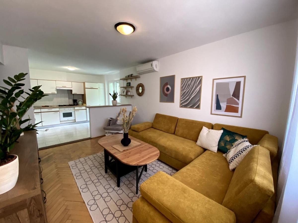 Apartman Francesca Пула Экстерьер фото